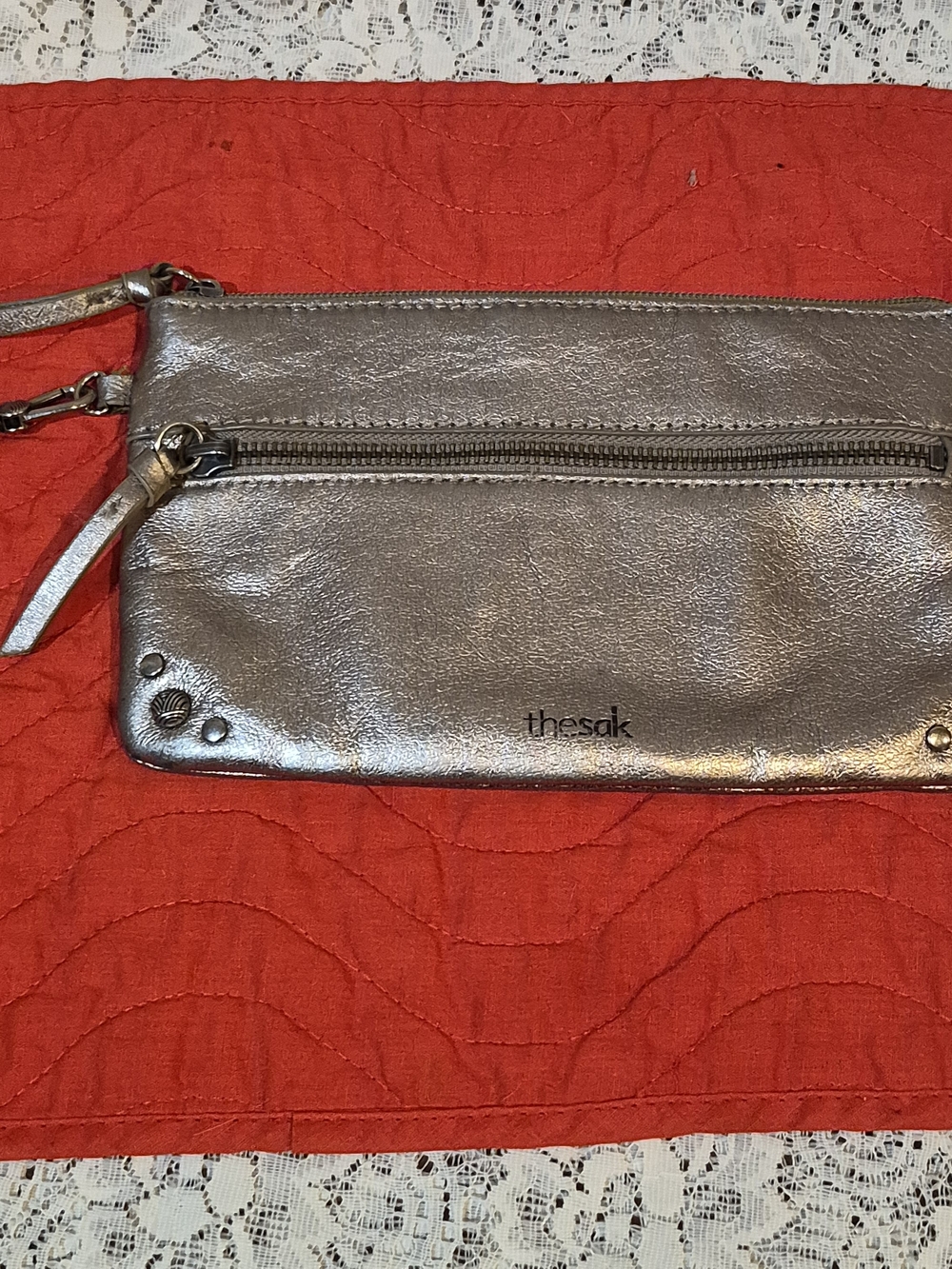 The Sak Iris Large Leather Smartphone Wristlet Wallet – Pewter Metallic Gray